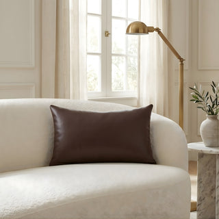 Luxe Saddle Wrinkleless Leather Throw Pillow | Ultra‑Plump Fill | Buttery Soft Feel | Easy‑Clean Cushion | Lumbar (Ca)